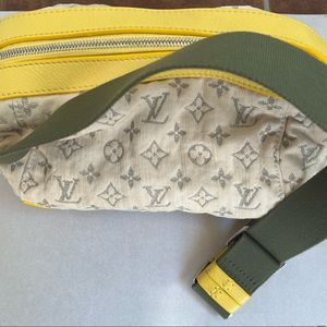 Limited Edition Louis Vuitton Denim Janue bag !!